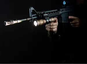Фонарь тактический Armytek Dobermann Pro Magnet USB, теплый свет, изображение 4